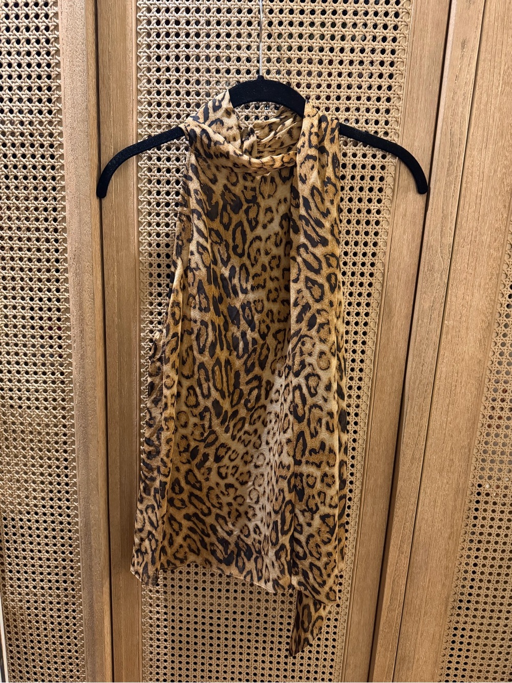Nili Lotan Leopard/Animal Print 100% Silk Scarf Tie Neck Blouse sz US 8